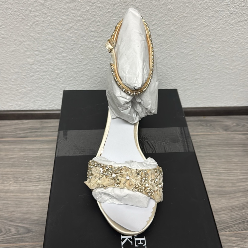 Badgley Mischka Finesse - Ivory BRIDAL Shoes - Picture 4 of 7